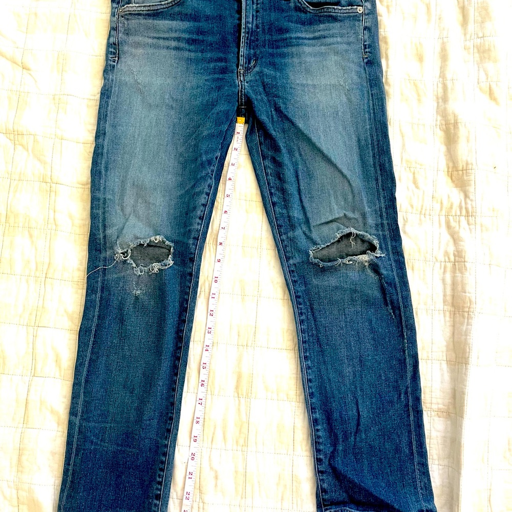 Citizens Of Humanity COH Distressed Cropped Jeans Size 30